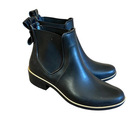 kate spade Shoes - Kate Spade black women’s bow detail ankle rain boots SZ 7